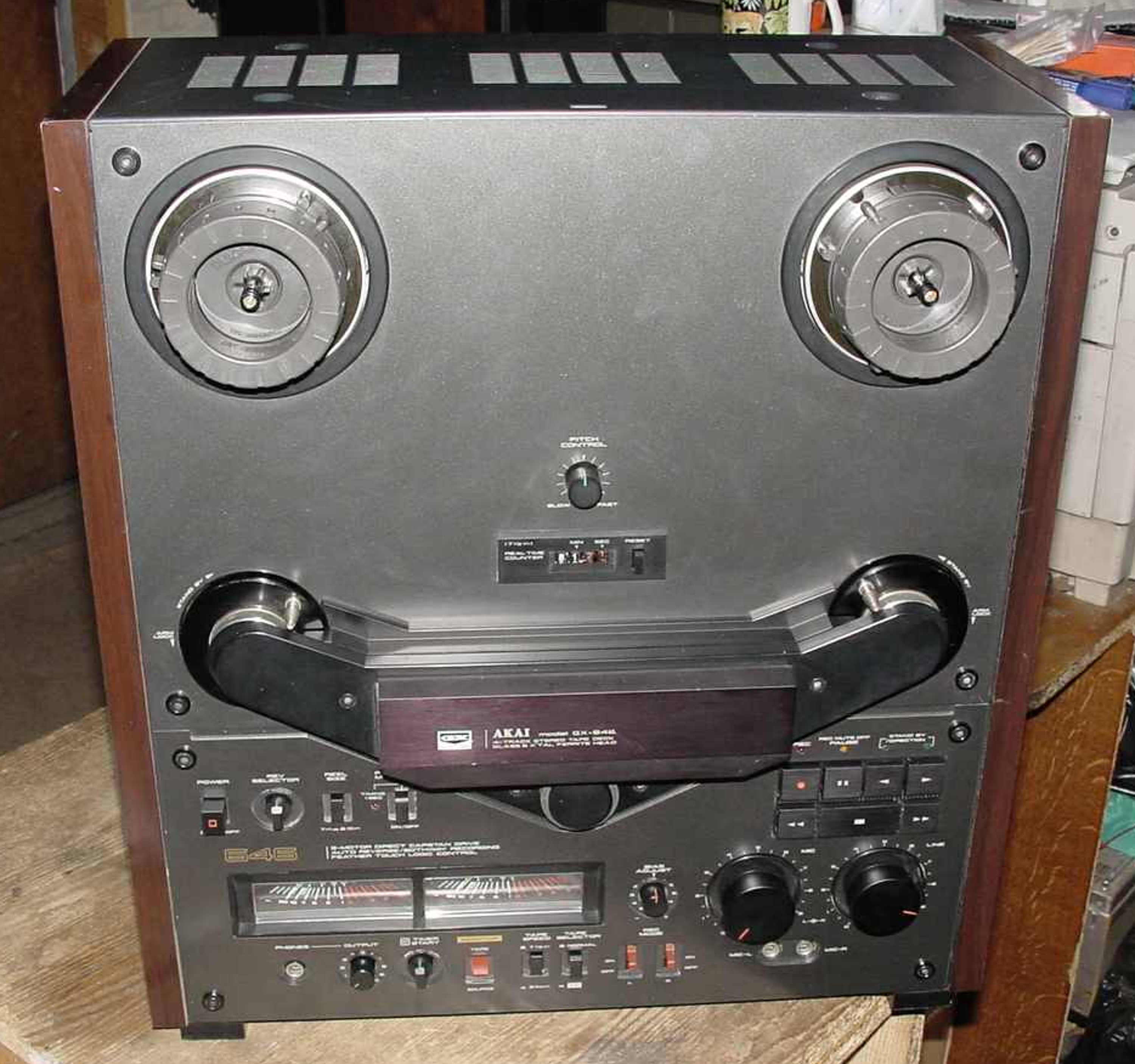 vintage hi-fi Open-reel deck Akai GX-646